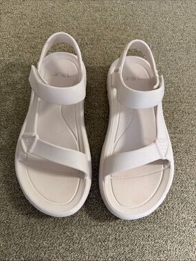Teva Hurricane Drift Water Sandals Shoes White Women US 8